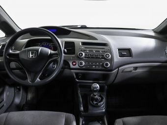 Honda Civic, 1.8 л, МКПП, 2007 фото 13