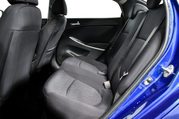 Hyundai Solaris, 1.6 л, МТ, 2011 фото 2