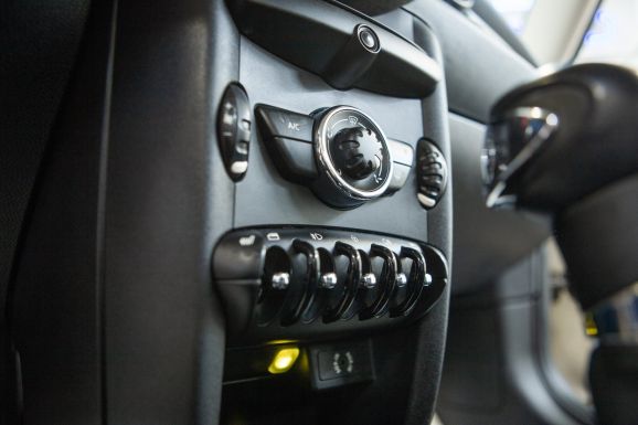 MINI Hatch Cooper, 1.6 л, АТ, 2012 фото 13