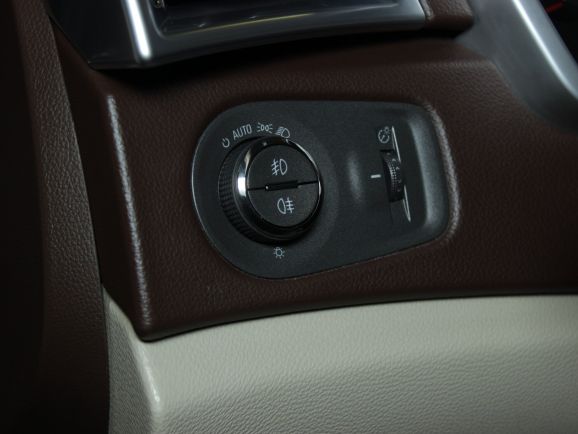 Cadillac SRX Base, 3.0 л, АТ, 2011 фото 10