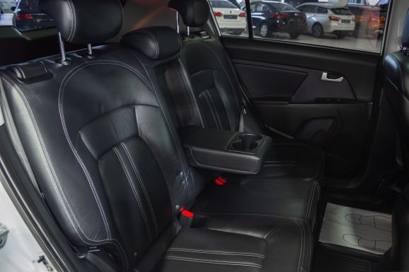 Kia Sportage Prestige, 2.0 л, АТ, 2011 фото 1