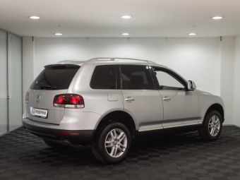 Volkswagen Touareg, 2.5 л, АКПП, 2009 фото 4