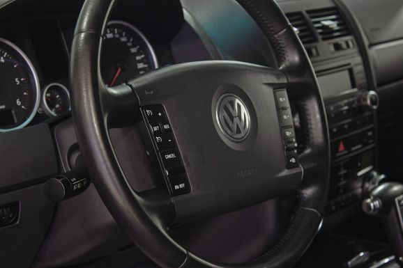 Volkswagen Touareg, 2.5 л, АТ, 2009 фото 10