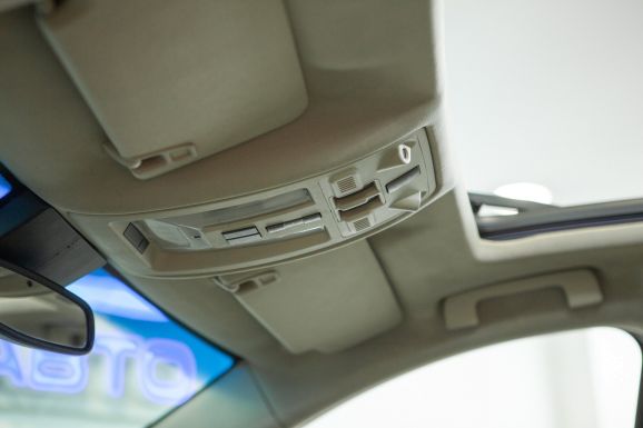 Cadillac SRX Base, 3.0 л, АТ, 2010 фото 10