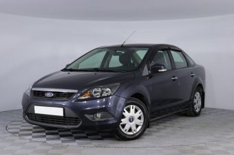 Ford Focus, 1.6 л, МКПП, 2010 фото 3