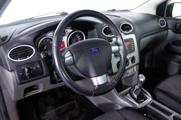 Ford Focus, 1.6 л, МТ, 2010 фото 7