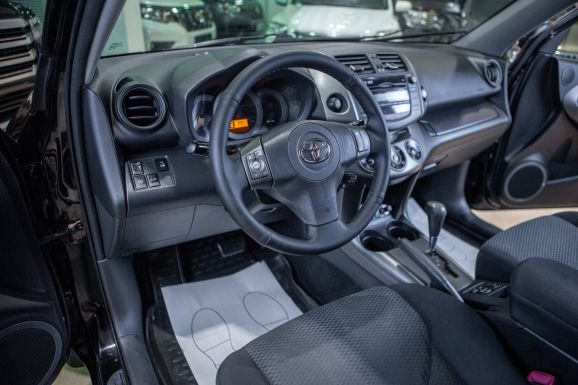 Toyota RAV4, АТ, 2009 фото 9