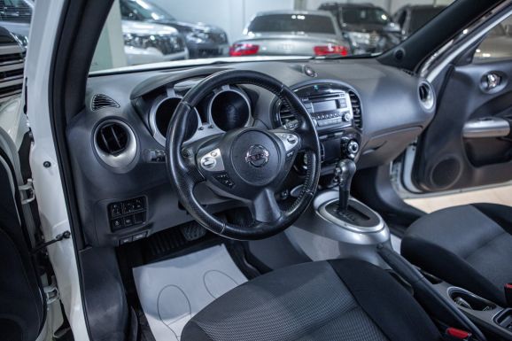 Nissan Juke, Вариатор, 2012 фото 9