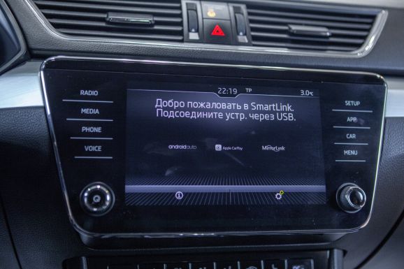 Skoda Superb, Робот, 2018 фото 15