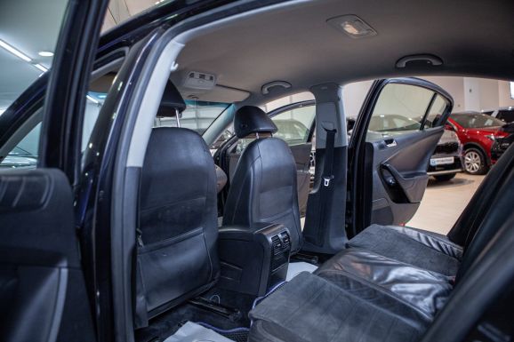 Volkswagen Passat, АТ, 2008 фото 8