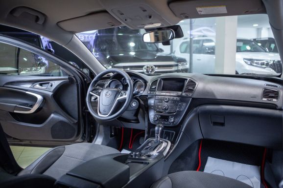 Opel Insignia, АТ, 2013 фото 7