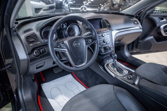 Opel Insignia, АТ, 2013 фото 9