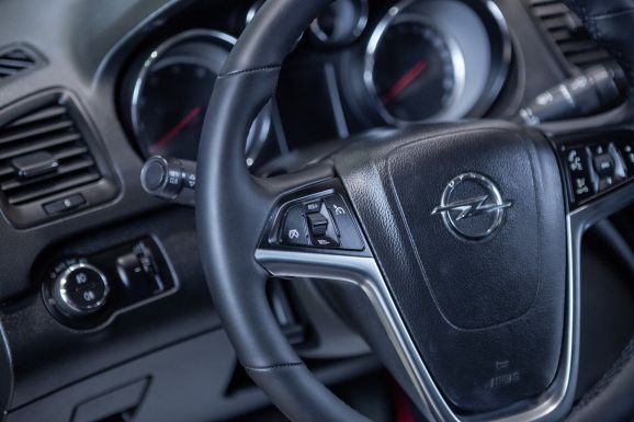 Opel Insignia, АТ, 2013 фото 11