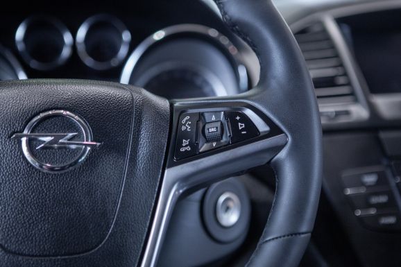 Opel Insignia, АТ, 2013 фото 12