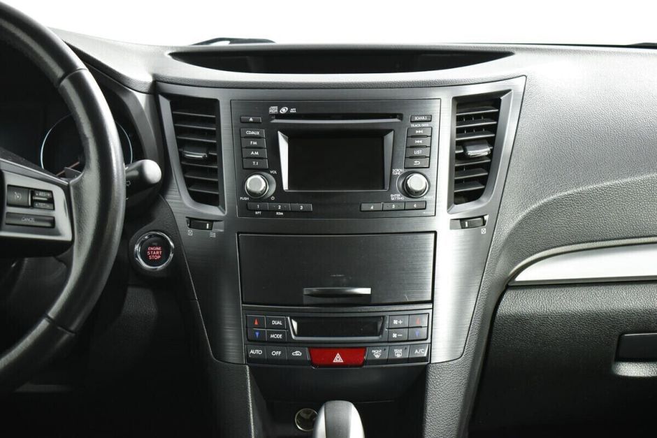 Subaru Outback, 2.5 л, Вариатор, 2014 фото 9