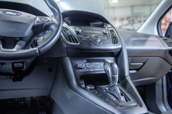 Ford Focus, Робот, 2016 фото 12