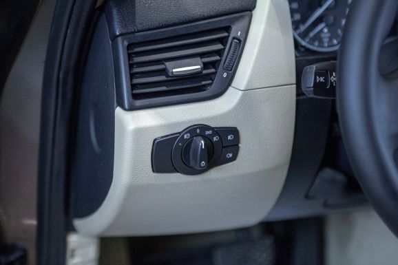 BMW X1, АТ, 2011 фото 10