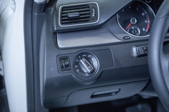 Volkswagen Passat, Робот, 2013 фото 10