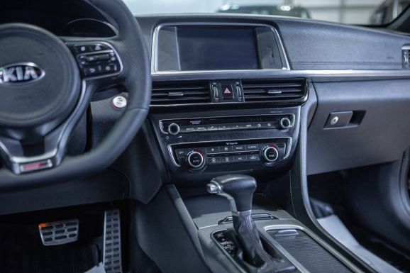 Kia Optima, АТ, 2016 фото 17
