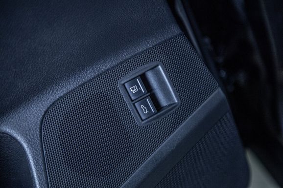 Volkswagen Passat, Робот, 2010 фото 9