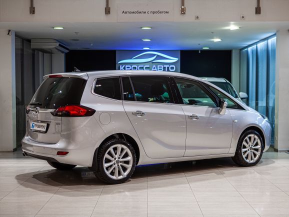 Opel Zafira, АТ, 2013 фото 4