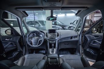 Opel Zafira, АКПП, 2013 фото 9