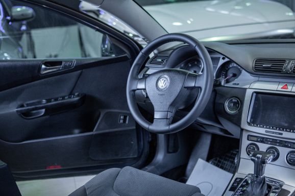 Volkswagen Passat, Робот, 2008 фото 13