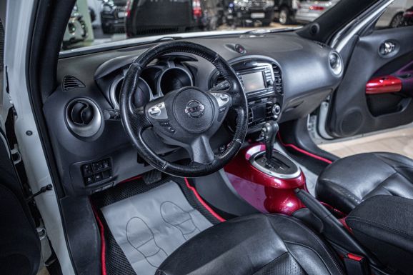 Nissan Juke, Вариатор, 2012 фото 9