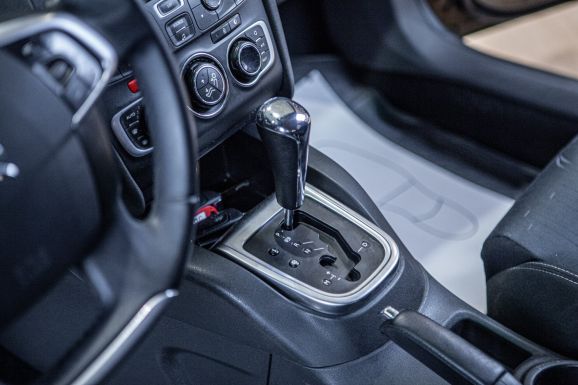 Citroen C4, АТ, 2011 фото 14