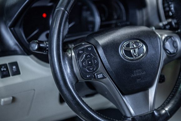 Toyota Venza, АТ, 2013 фото 11