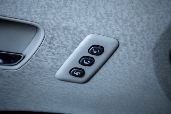 Toyota Venza, АТ, 2013 фото 19