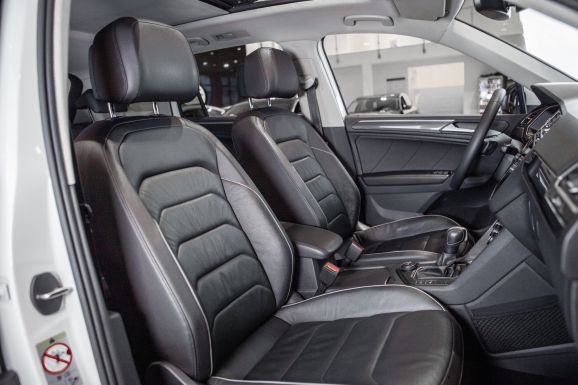 Volkswagen Tiguan, Робот, 2019 фото 19