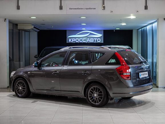 Kia Ceed, АТ, 2010 фото 6