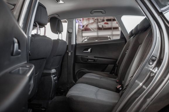 Kia Ceed, АТ, 2010 фото 8