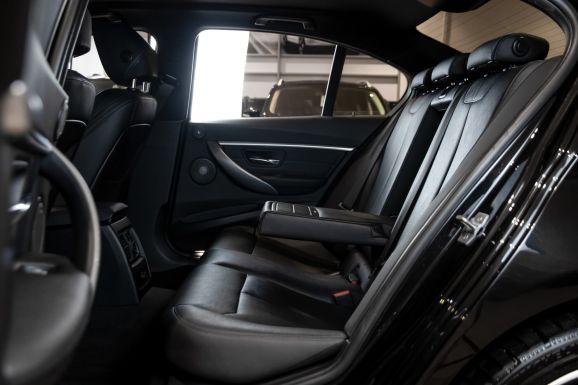 BMW 3 серия, АТ, 2018 фото 8