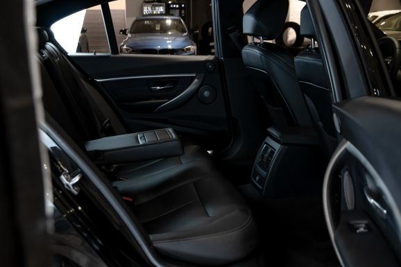 BMW 3 серия, АТ, 2018 фото 20