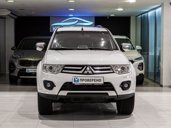 Mitsubishi Pajero Sport, АТ, 2015 фото 2