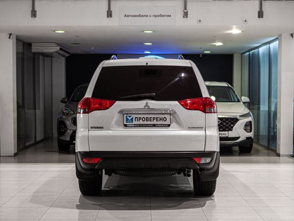 Mitsubishi Pajero Sport, АТ, 2015 фото 1