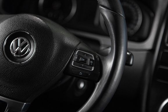 Volkswagen Multivan, Робот, 2012 фото 14