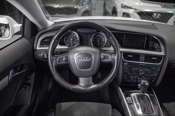 Audi A5, Вариатор, 2010 фото 10