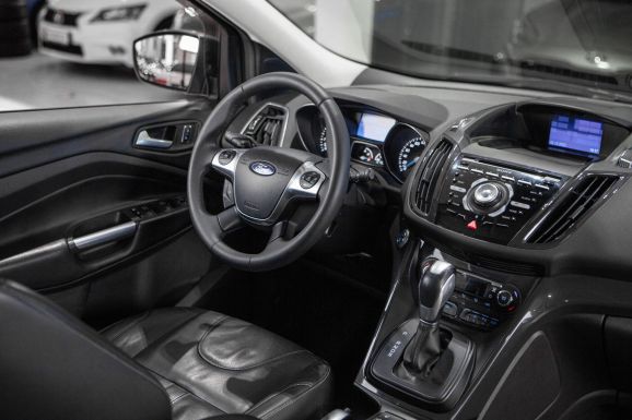 Ford Kuga, АТ, 2015 фото 7