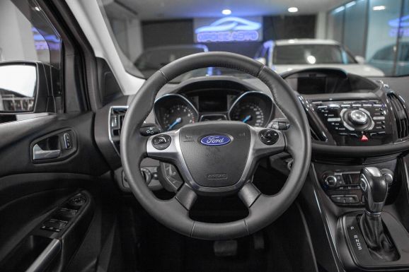 Ford Kuga, АТ, 2015 фото 15