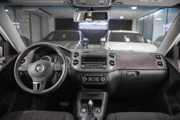 Volkswagen Tiguan, АТ, 2014 фото 11