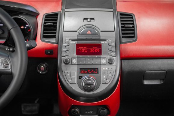 Kia Soul, АТ, 2011 фото 16