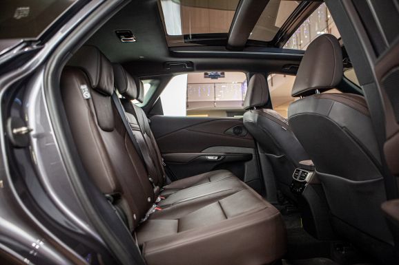 Lexus RX, АТ, 2023 фото 17