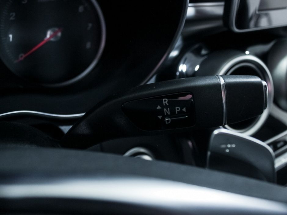 Mercedes-Benz C-Класс C 180, 1.6 л, АТ, 2014 фото 16