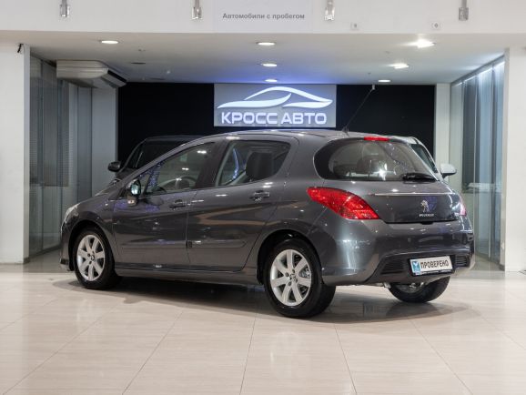 Peugeot 308, АТ, 2011 фото 6