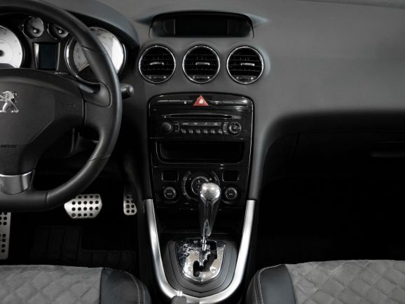 Peugeot 308, АТ, 2011 фото 12