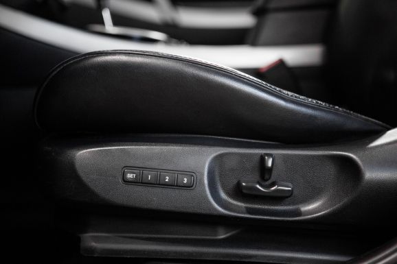 Mazda CX-7, АТ, 2010 фото 14