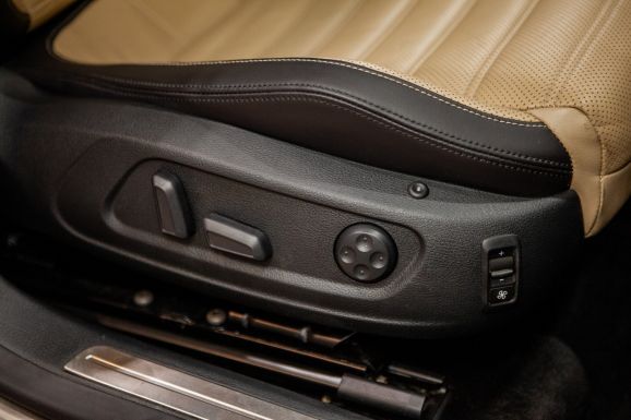 Volkswagen Passat CC, Робот, 2012 фото 11